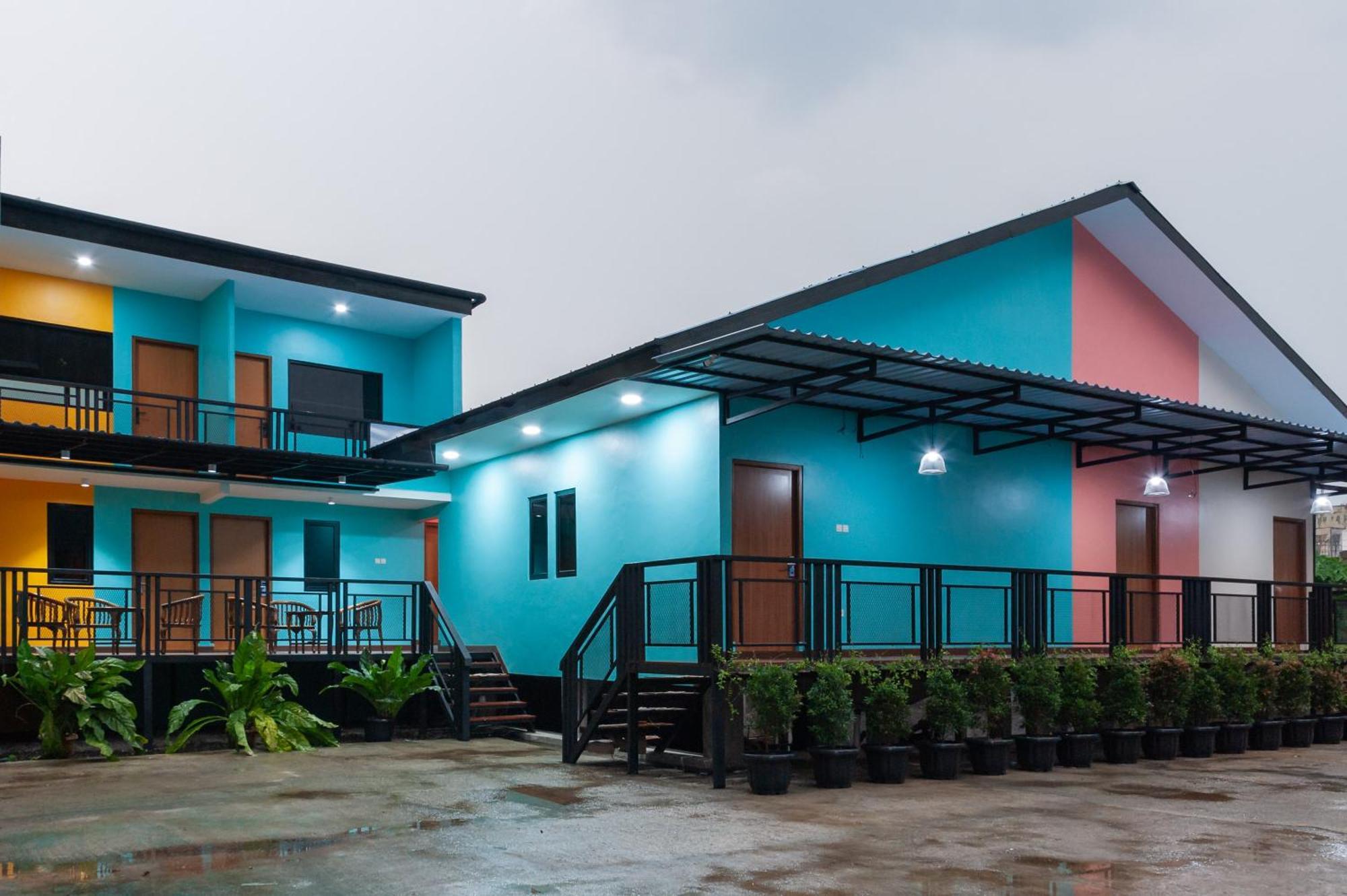 Sans Hotel Suryakencana Bogor Exterior photo